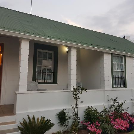 Uniondale Manor Guesthouse Esterno foto