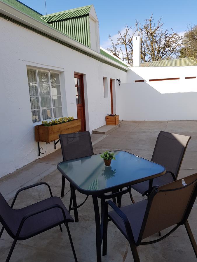 Uniondale Manor Guesthouse Esterno foto